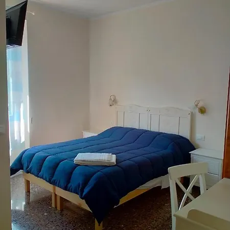 Da Maria Teresa Sestri Levante